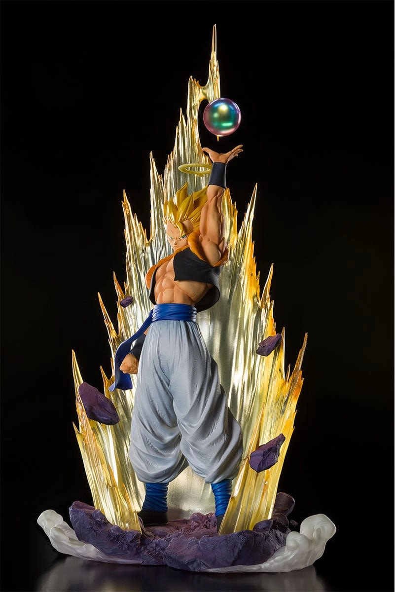 Character Figure FIGUARTS Zero Dragon Ball Z : Super Saiyan Gogeta Fusion Reborn