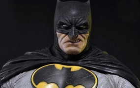 Batman Dark Knight III - The Master Race Black Version 1/3 Scale Statue Steampunk Design
