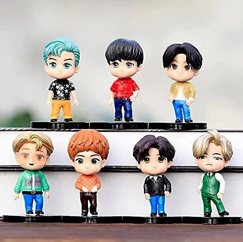 Military Vehicle Hallway Display BTS BT21 Dynamite Dolls Human Action Figure Set of 7 (8 cm)