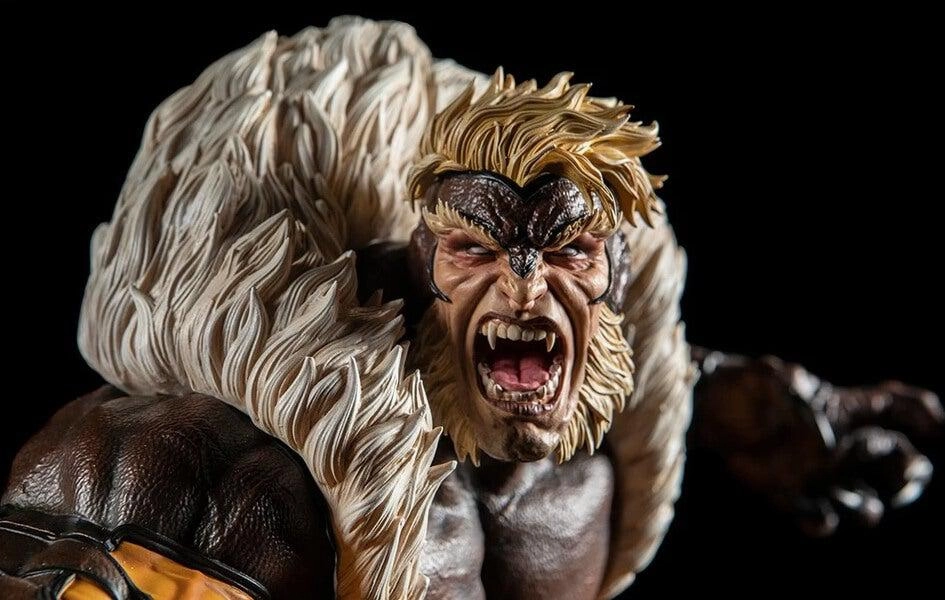Premium product Sabretooth 1/4 Scale Statue (DISPLAYED / LIKE NEW)