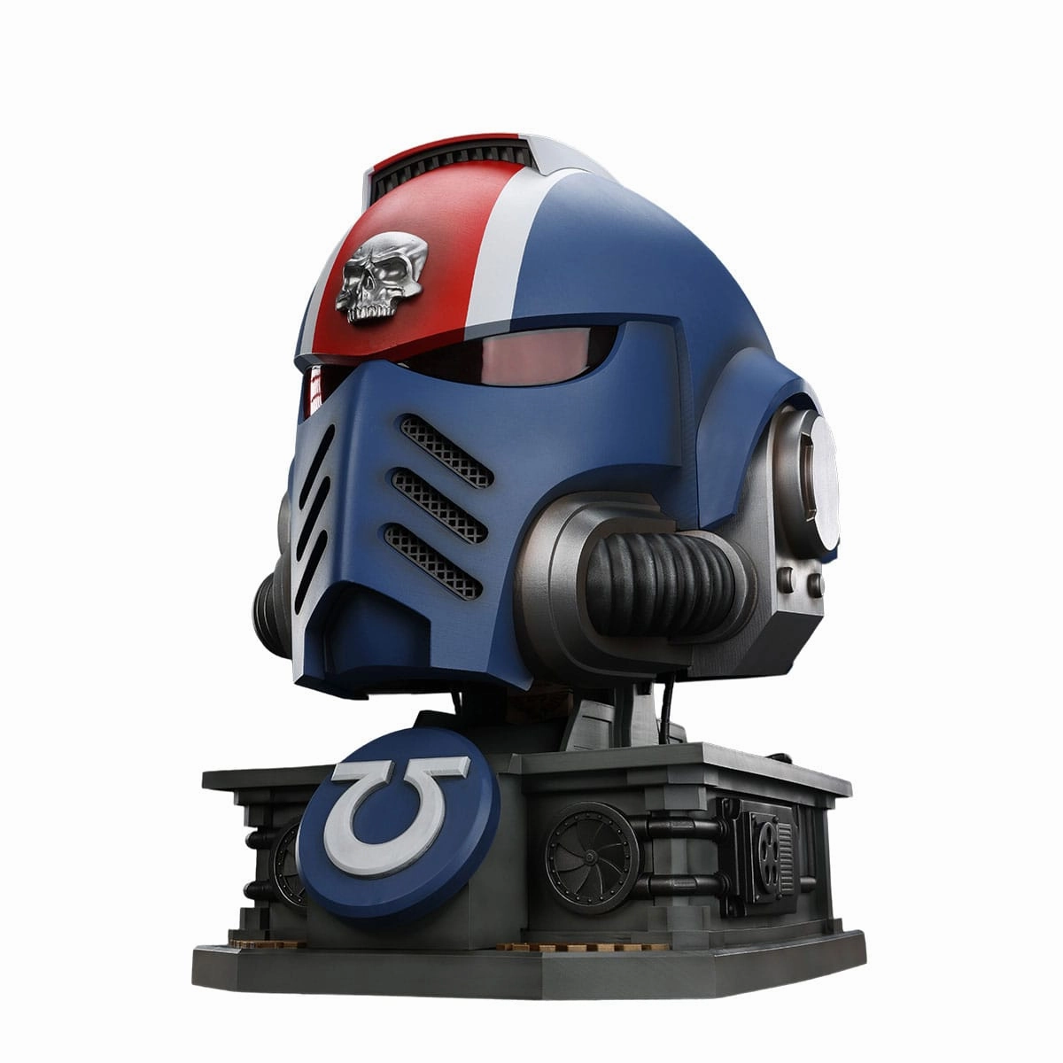 Collectible Article Community Pick JOYTOY Warhammer 40,000: Space Marine 2 Ultramarines Lieutenant Titus helmet with Display Stand 1/1 Prop Replica