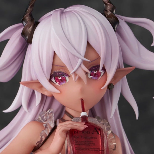 Kasshoku Vampire Yoru-chan illustration by Yuge Yukimiya Action Sculpture