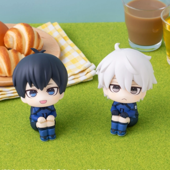 Decorative Accent PVC Merchandise Lookup Yoichi Isagi & Seishiro Nagi Japanese National Player Match Ver. (with gift)