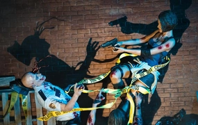 Resident Evil 3 - Jill Valentine Classic Edition 1/4 Scale Statue School Project Staircase Decor