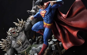 Biology Model Holiday Ornament Superman vs Doomsday - DC Comics - REGULAR