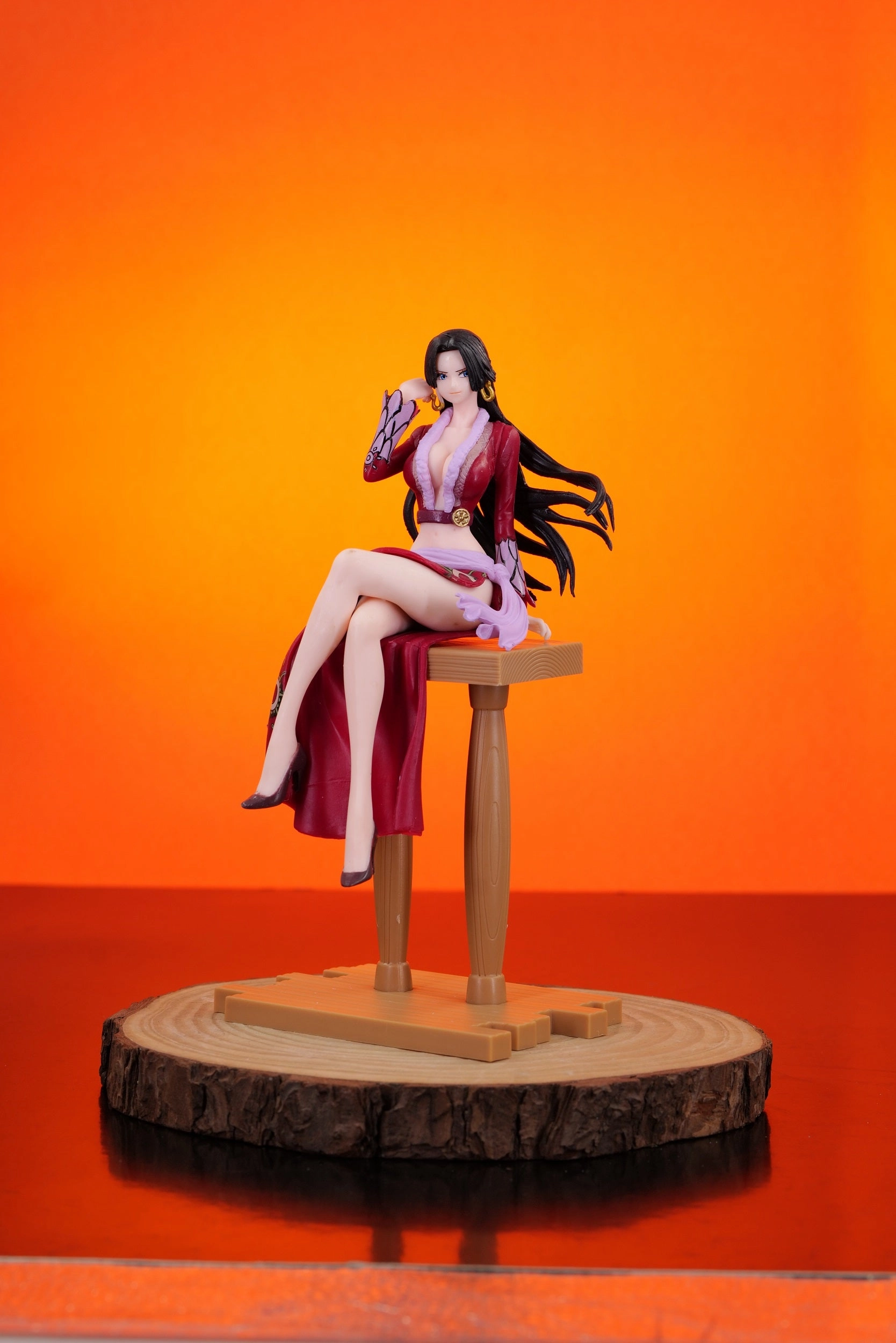 One piece Boa hancock Sitting On Chair | 20 CM | Display Shelf Gaming Item