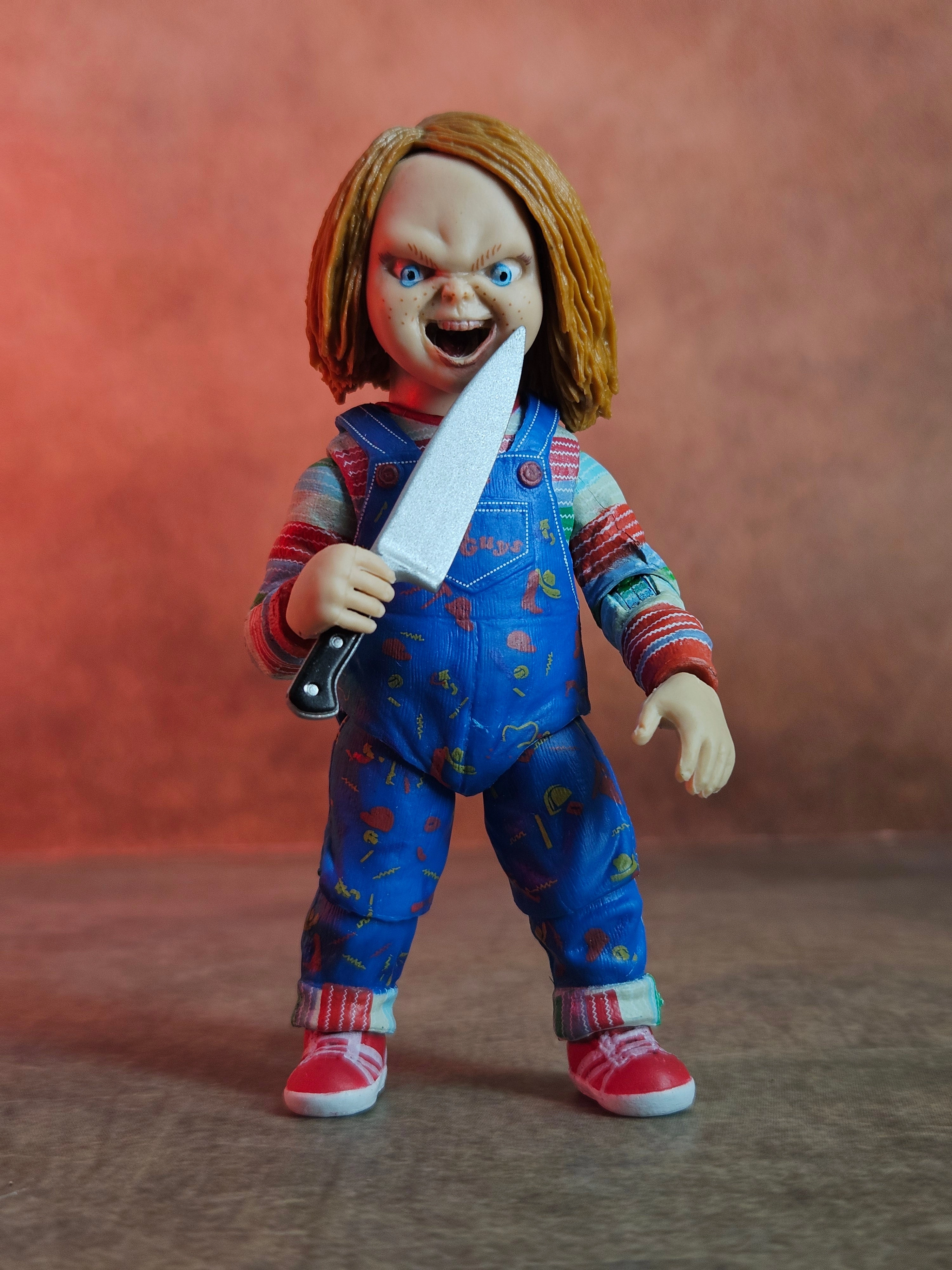 NECA Chucky TV Series Ultimate 7" Scale Action Figure Collectible Toy Collectible Showcase