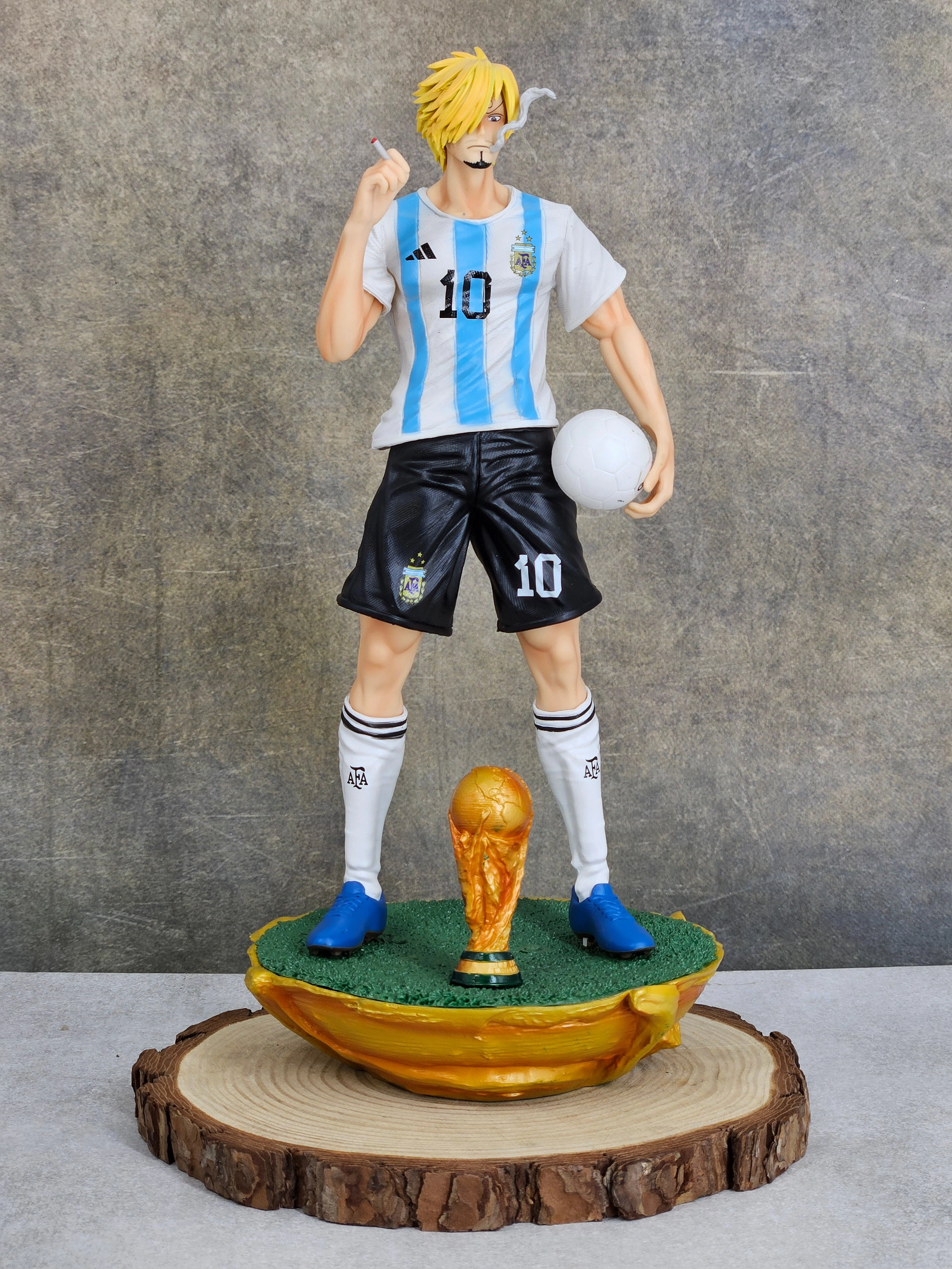 Desert Creature One Piece Vinsmoke Sanji | 36 cm | Cosplay Soccer Star Figure | Messi 10 Edition