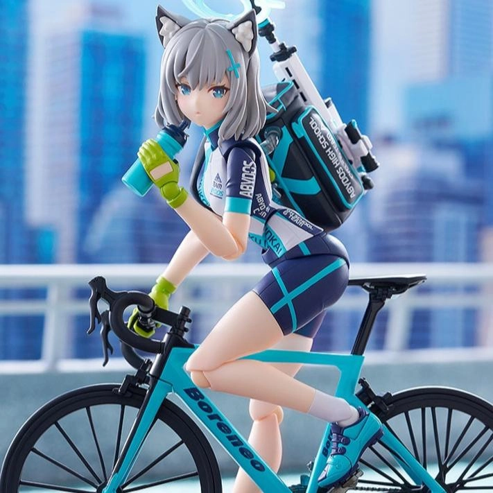 Figma 664-DX Shiroko Sunaookami (Cycling) DX Edition Superhero Object