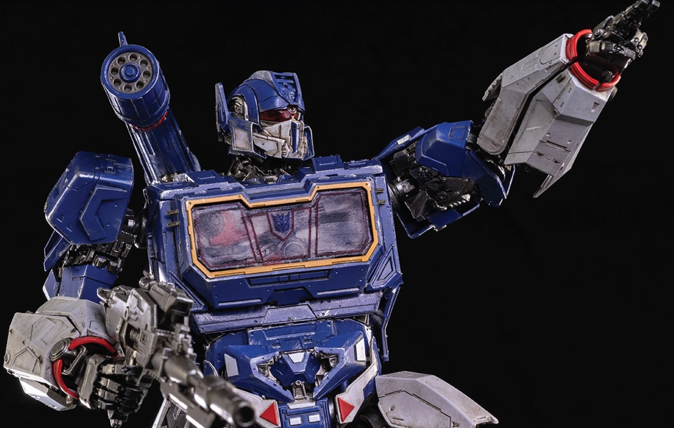 Global Shipping Artistic Sculpture Transformers Bumblebee - Soundwave and Ravage DLX Figure