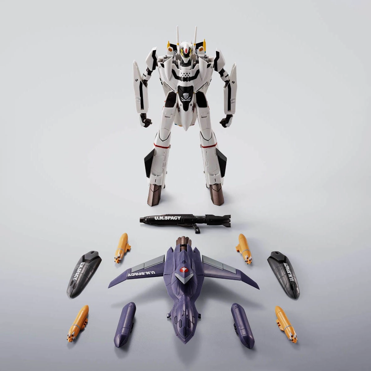 Personal Treasure Fairytale Character VF-0S Phoenix (Roy Focker Use) + QF-2200D-B Ghost "Macross" Hi-Metal R